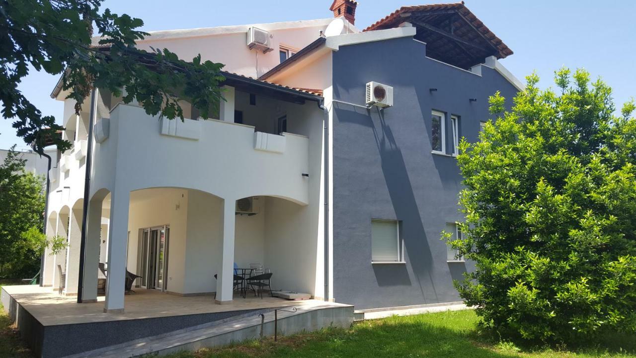 Villa Iva Медулин Экстерьер фото